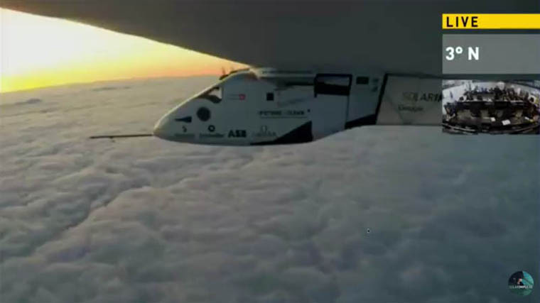 Sunrise Day 2 Leg 9 screen capture from Si2 port wing camera
